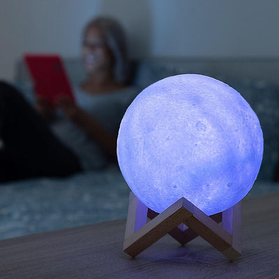 Lâmpada LED Recarregável Lua Moondy InnovaGoods - debemcomavida.pt