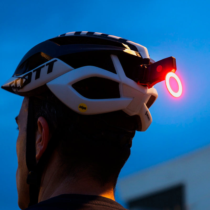 Luz LED Traseira para Bicicleta Biklium InnovaGoods - debemcomavida.pt